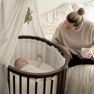 Minicuna evolutiva SLEEPI V3 Stokke warm brown