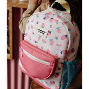 Mochila 2-5 años BERRY BLOOM Hello Hossy