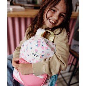 Mochila 2-5 años BERRY BLOOM Hello Hossy