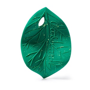 Mordedor juguete CHLOROPHYLL LEAF Oli and Carol