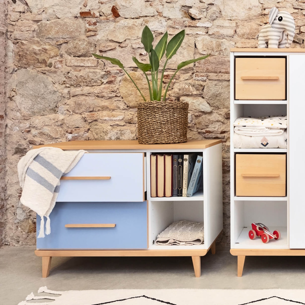 Mueble pequeño 2 cajones 2 huecos NADO Retro acabado haya sunshine yellow