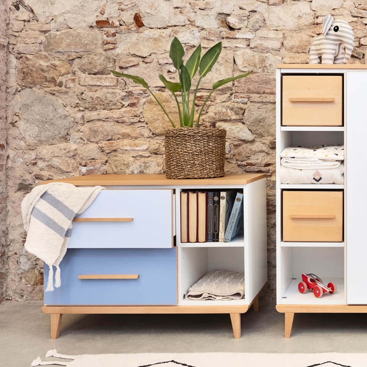 Mueble pequeño 2 cajones 2 huecos NADO Retro acabado haya white