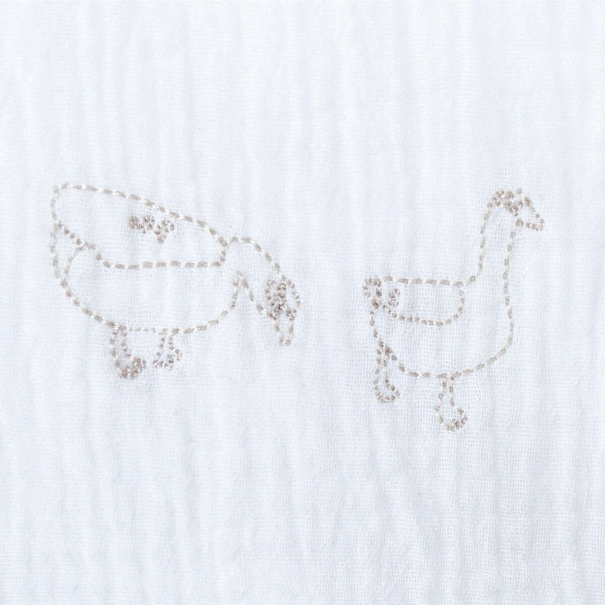Muselina DUCKS bordado beige 70x70cm