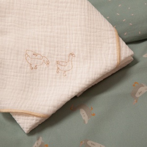 Muselina DUCKS bordado beige 70x70cm