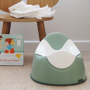 Orinal ergonómico Béaba sage green