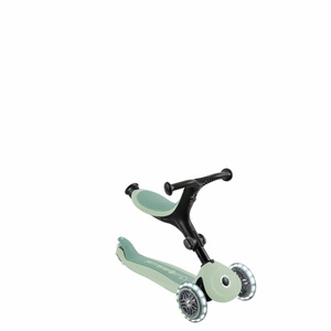 Patinete GO•UP ACTIVE LIGHTS Ecologic Globber pistacho