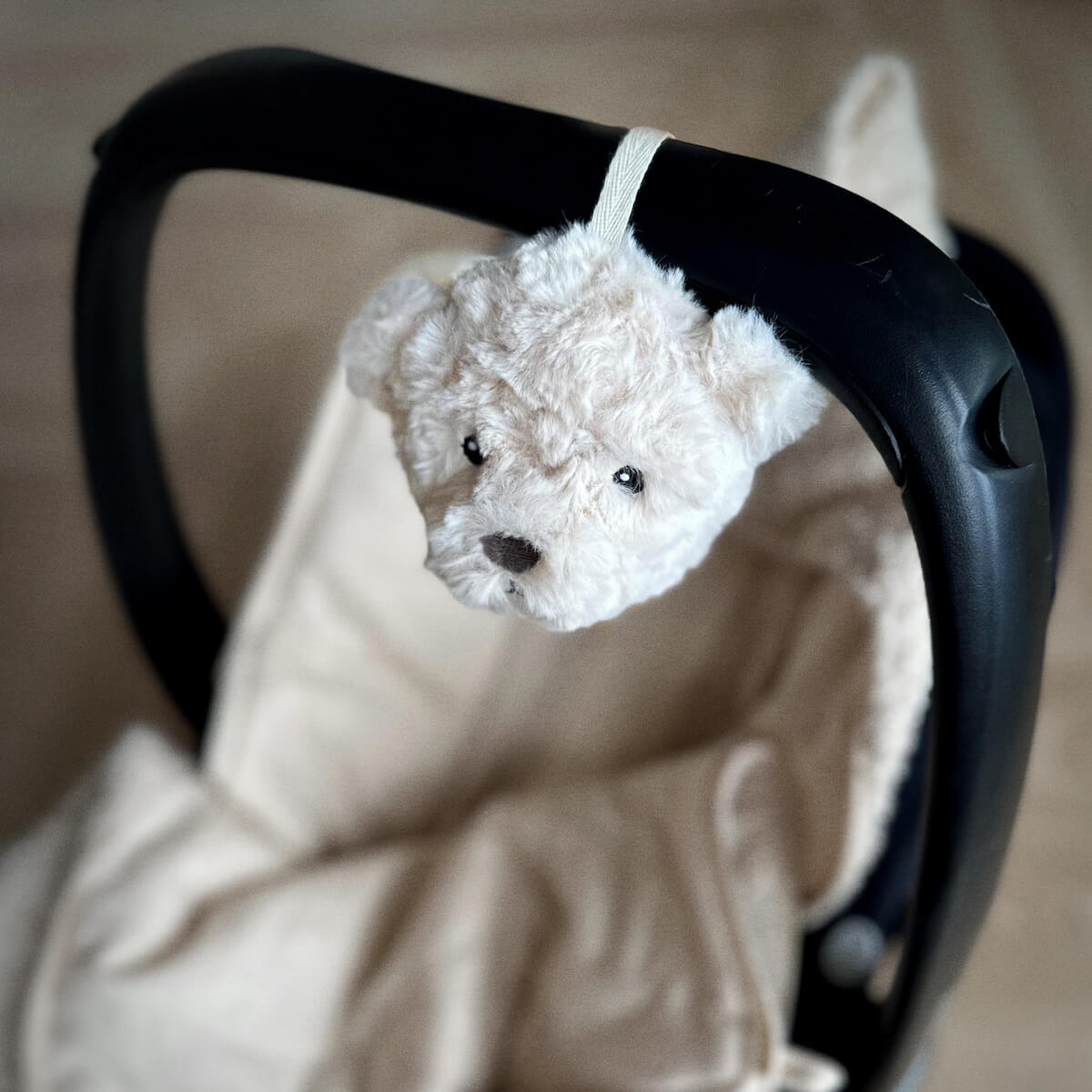 Peluche musical BATTEMENTS DE COEUR Flow Flow Amsterdam Lou beige