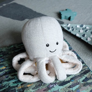 Peluche musical OLLY Flow Amsterdam gris