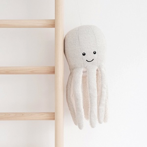 Peluche musical OLLY Flow Amsterdam gris