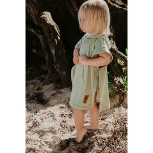 Poncho UV 3-5 años Cloby sandy beach-olive green