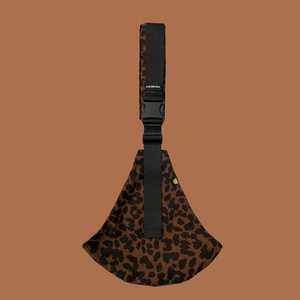 Portabebé Bandolera PRINT Wildride brown leopard