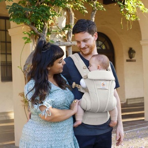 Portabebé OMNI BREEZE Ergobaby malla SoftFlex beige