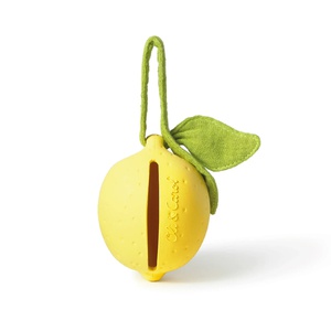 Portachupetes LOU THE LEMON Oli and Carol