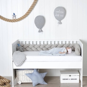 Protector cuna trenzado Nordic Coast Company gris