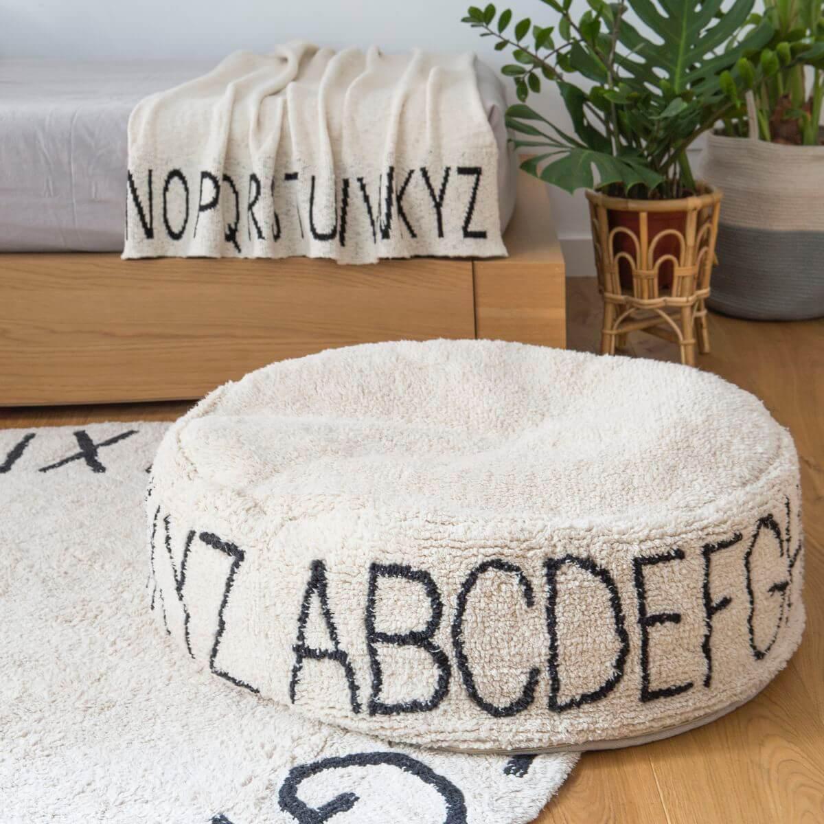 Puf ABC Lorena Canals natural-black