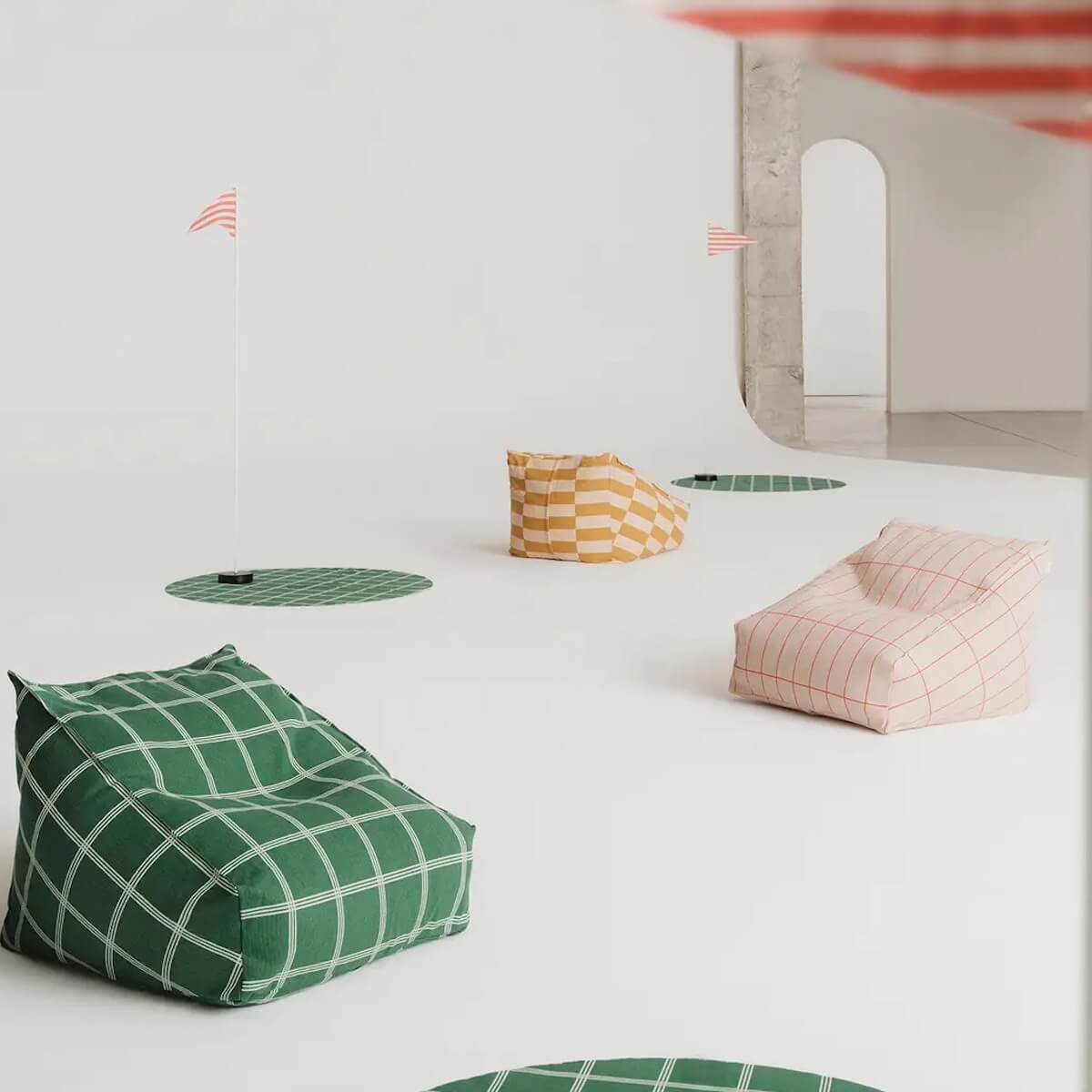 Puf sillón VIBES Nobodinoz mustard and sand tiles