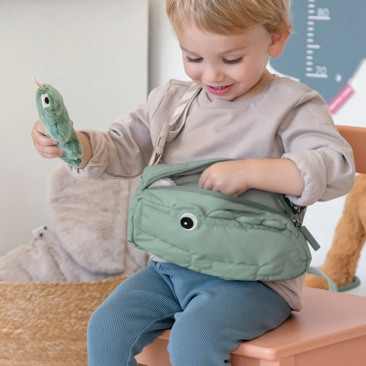 Riñonera acolchada infantil CROCO Done by Deer green