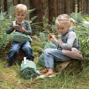 Riñonera acolchada infantil CROCO Done by Deer green
