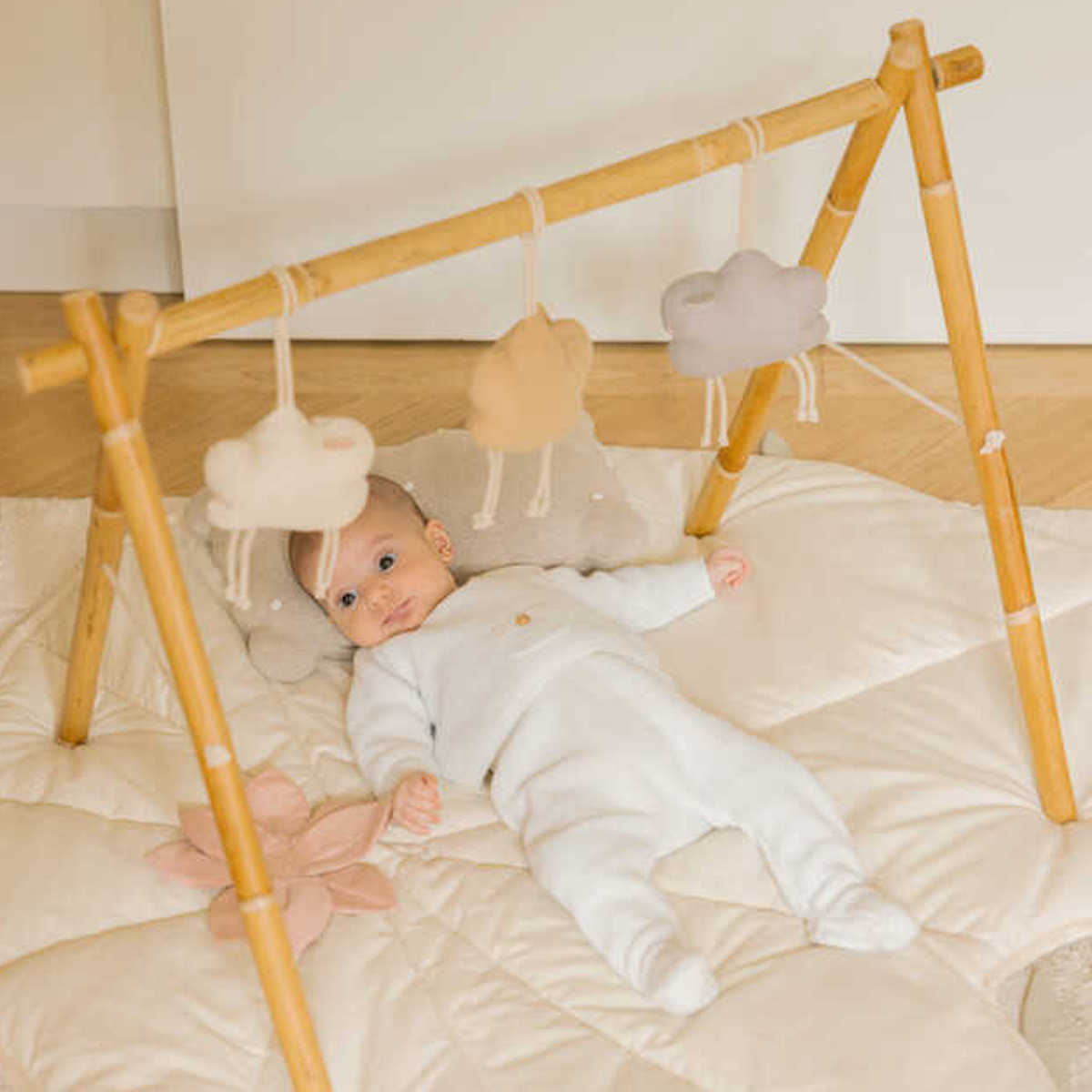 Set 3 colgantes sensoriales LITTLE SHEEP Lorena Canals
