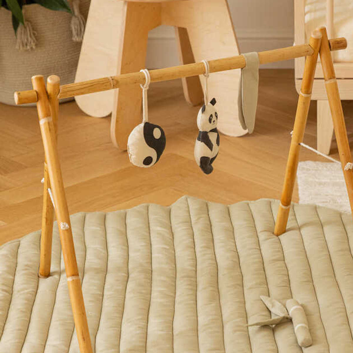 Set 3 colgantes sensoriales PANDA Lorena Canals