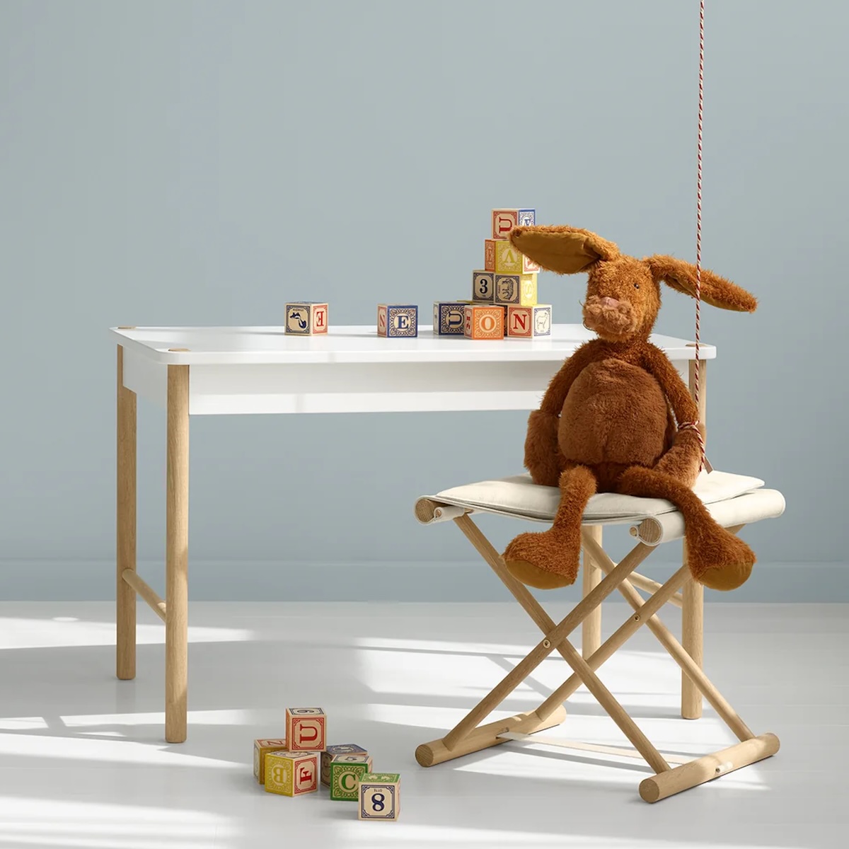 Taburete bajo CAMP Oliver Furniture roble sin teñir