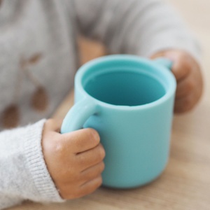 Taza aprendizaje Béaba azul