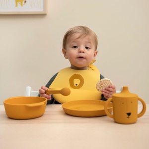 Taza-boquilla silicona Mr. LION Trixie