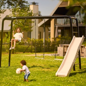 Tobogán+plataforma PLAYBASE Berg