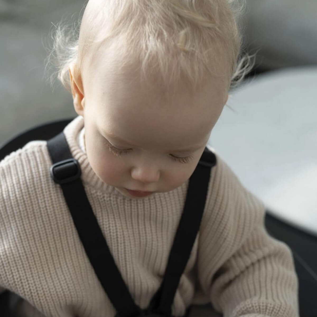 Trona bebé CLIKK™ Stokke black-warm brown