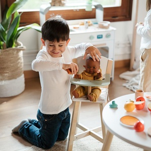 Trona muñeca Eurekakids